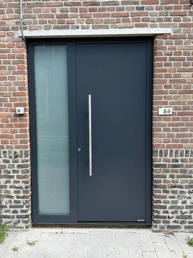 H&ouml;rmann voordeur bij klant