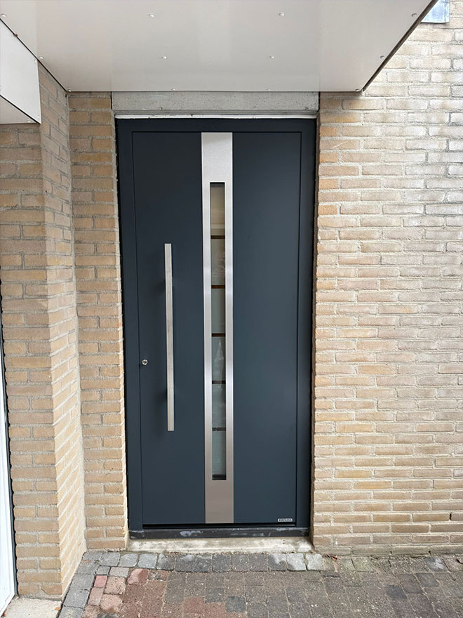 H&ouml;rmann voordeur bij klant